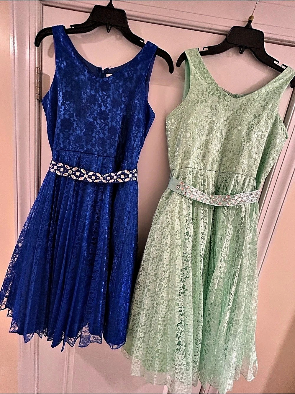 Girls' Floral Lace Formal Dresses in Royal Blue & Mint Green New, never worn